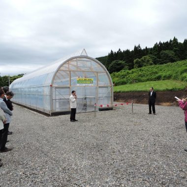 飯綱町で通年栽培の実証試験